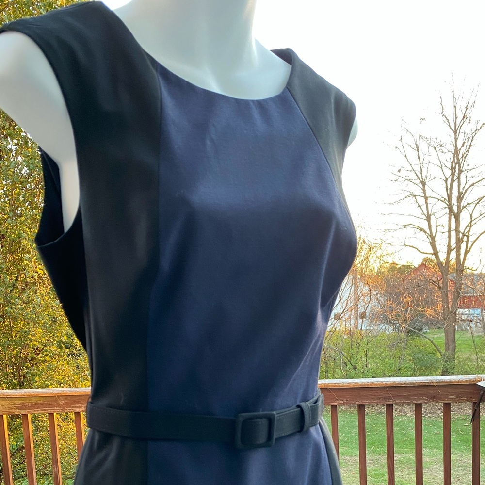 NWT Navy & Black Banana Republic Belted Sheath Dress, 4 - Picture 4 of 15
